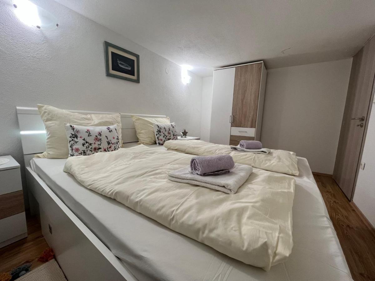 Apartment Katalin Kornić Zewnętrze zdjęcie