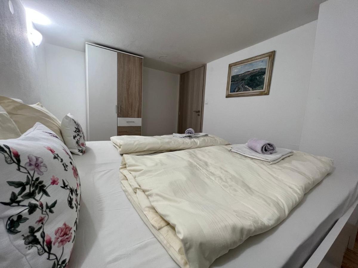 Apartment Katalin Kornić Zewnętrze zdjęcie
