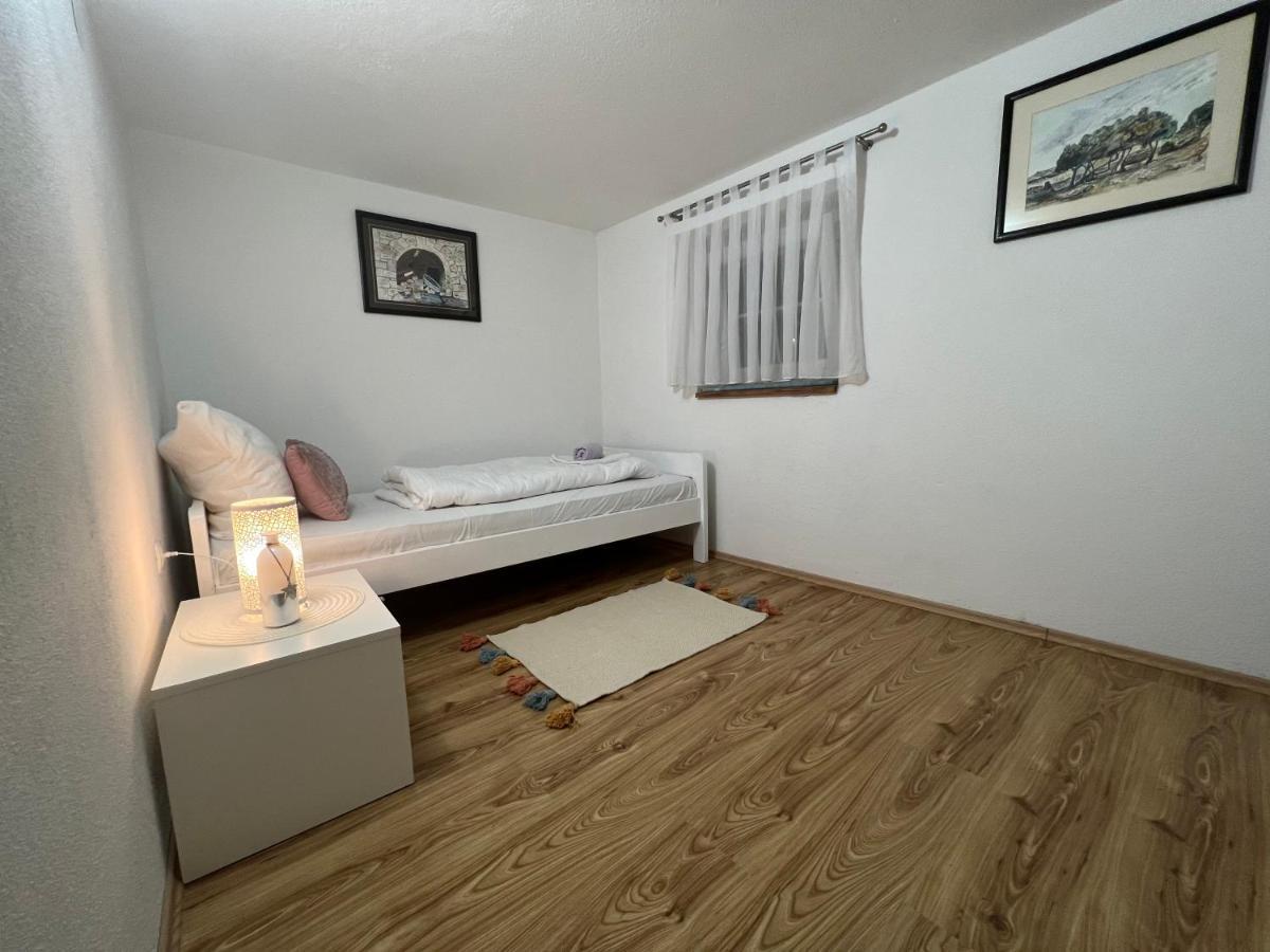 Apartment Katalin Kornić Zewnętrze zdjęcie